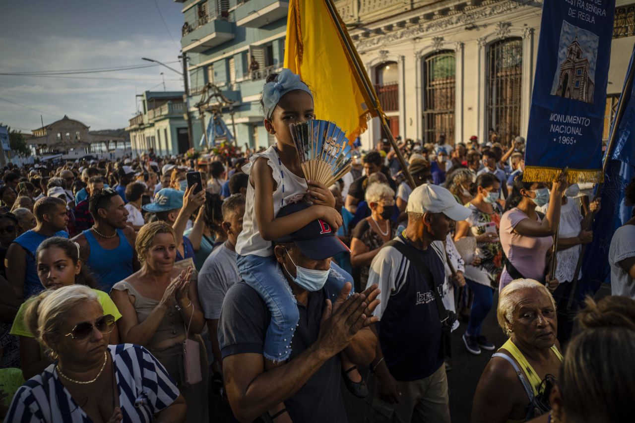 People in Regla, Cuba, take part in a procession honoring the Black Madonna on Wednesday, September 7. The Black Madonna is honored on the same day as Cuba's patron saint, the Virgin of Charity, both of which are recognized as powerful deities in the African-influenced religion of Santeria. <a href="http://www.cnn.com/2022/09/01/world/gallery/photos-this-week-august-25-september-1/index.html" target="_blank">See last week in 34 photos.</a>