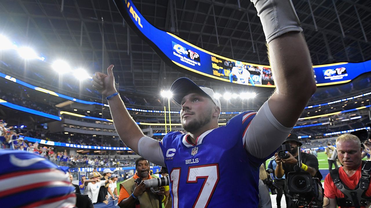 Quarterback Josh Allen celebrates the Buffalo Bills' 31-10 victory against the Los Angeles Rams. 