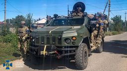 Members of Ukraine's State Security Service patrol an area of ​​the recently liberated town of Kupiansk in the Kharkov region of Ukraine. September 10, 2022.