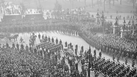 The funeral procession of the Queen's father, King George VI at Marble Arch in London on February 16, 1952.