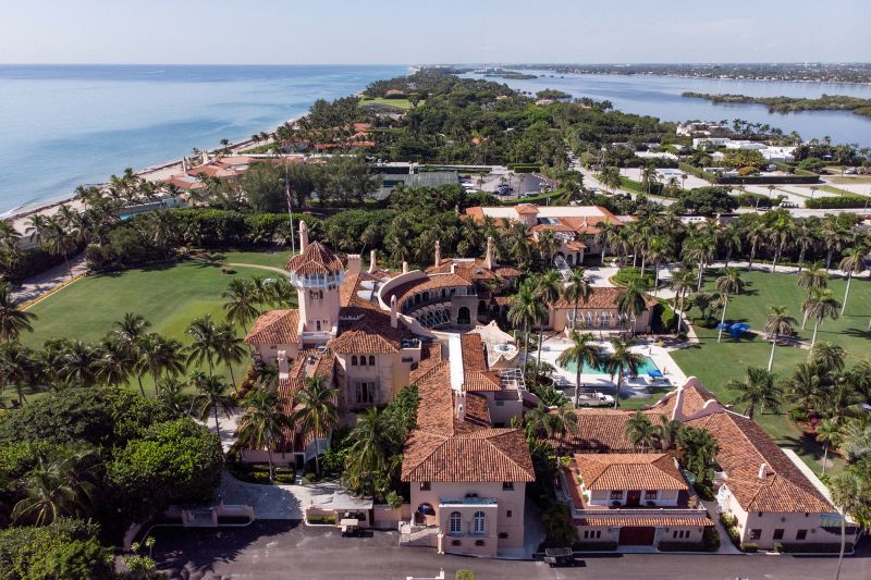 DOJ propone sistema para revisión primaria especial de documentos de Mar-a-Lago