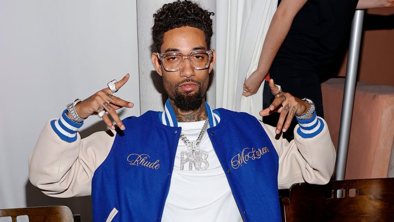 Tir de PnB Rock : Trois personnes, dont un père et son fils, inculpées dans la mort de PnB Rock