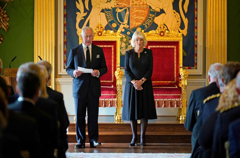 The Royal family had dinner together at Buckingham Palace after receiving the Queen’s coffin