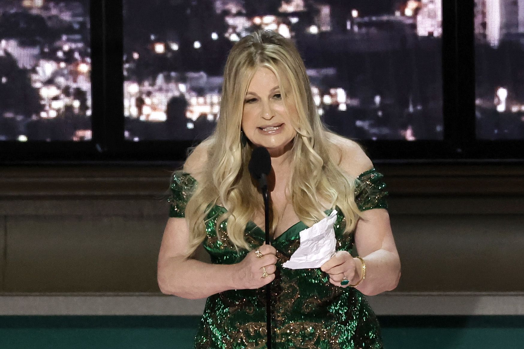 Is Jennifer Coolidge Married? Know About Her Past  Relationships!