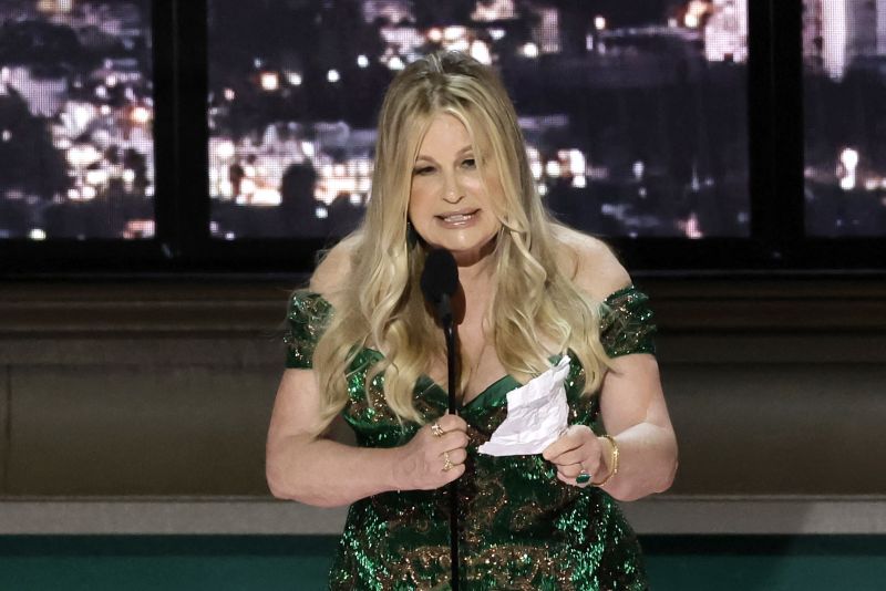 Jennifer Coolidge danced away being played off the Emmy Awards | CNN