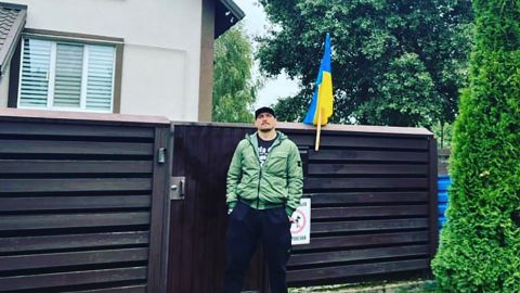 Oleksandr Usyk is seen in a recent Instagram post. (Oleksandr Usyk/Instagram)