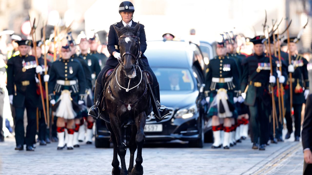 Police in Britain are preparing for the single biggest operation in their history, said security expert Simon Morgan. 