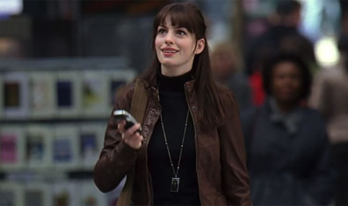 Hathaway looked the spitting image of her on-screen character Andrea Sachs from the 2006 movie "The Devil Wears Prada."
