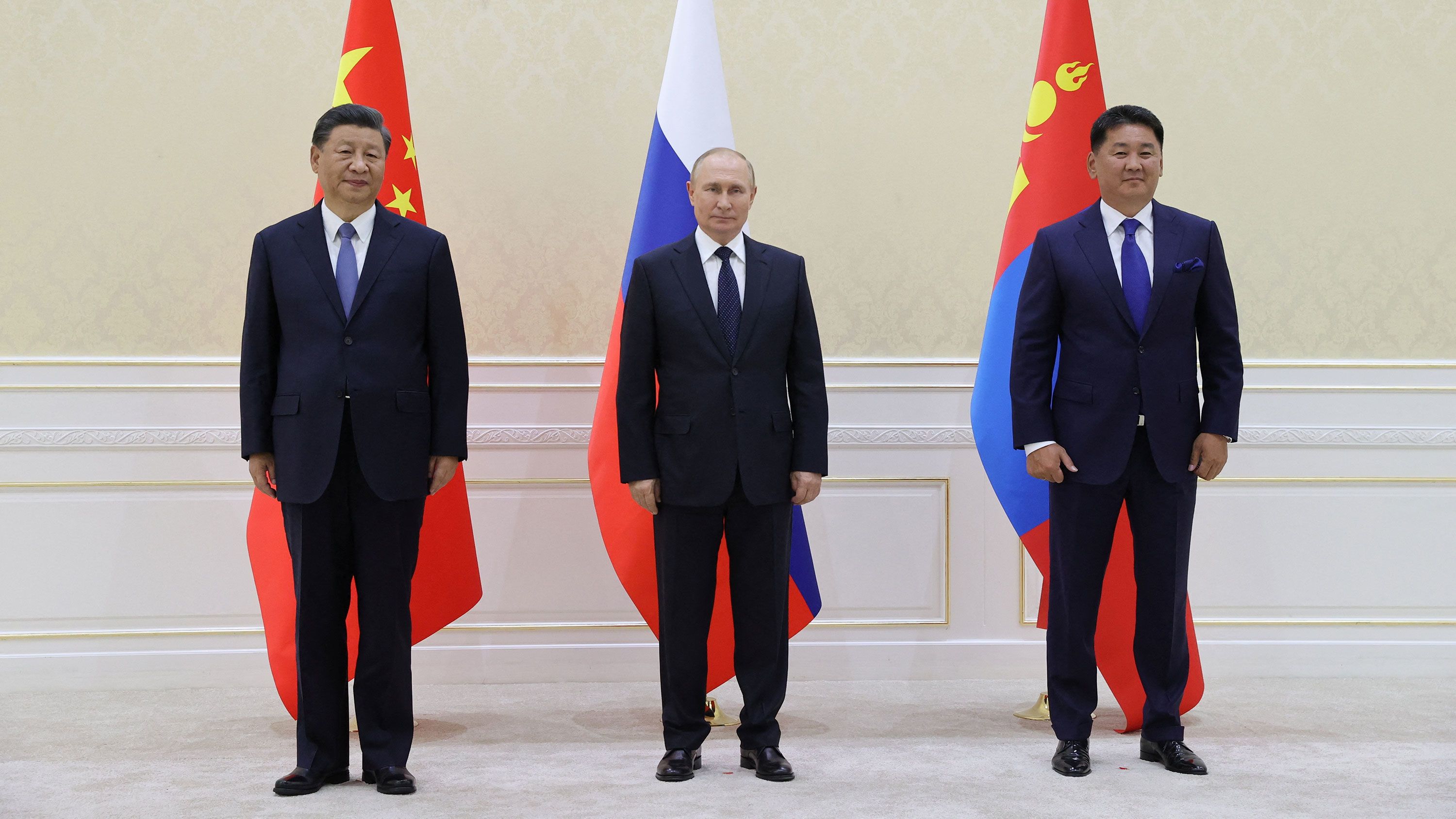 Top Division: China and Russia lead