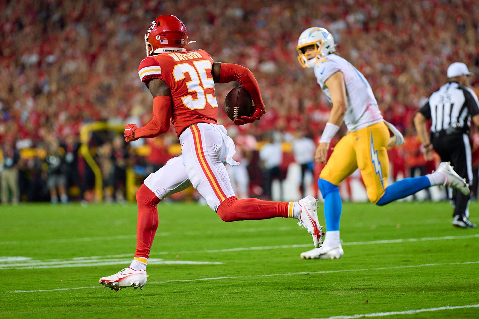 Chiefs vs Chargers: Rookie Jaylen Watson steals the show as Kansas City  edges out Los Angeles 27-24
