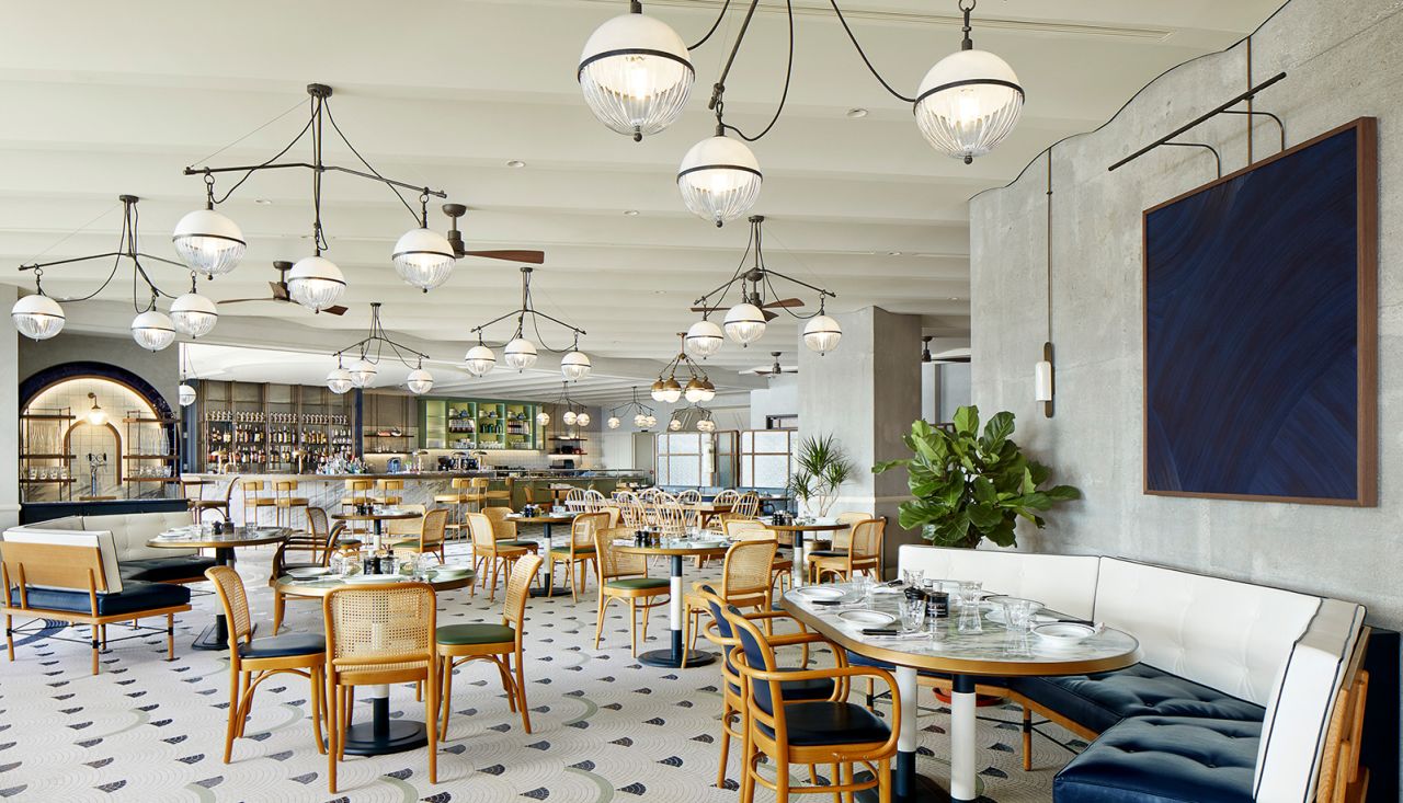 As mesas de cea en Bluhouse, un novo restaurante italiano do Rosewood Hotel, adoitan reservarse con dous meses de antelación.