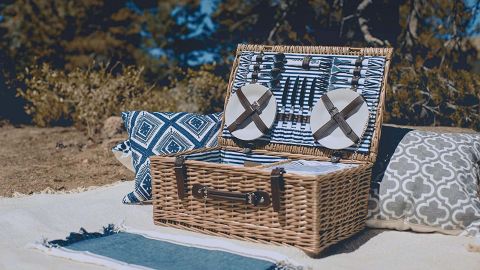 Picnic Time Belmont Picnic Basket for 4