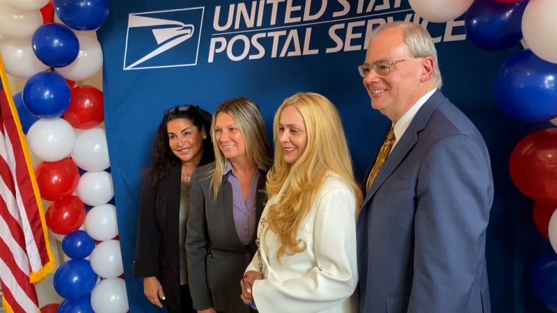 US Postal Service appoints Manhattan's first Latina postmaster