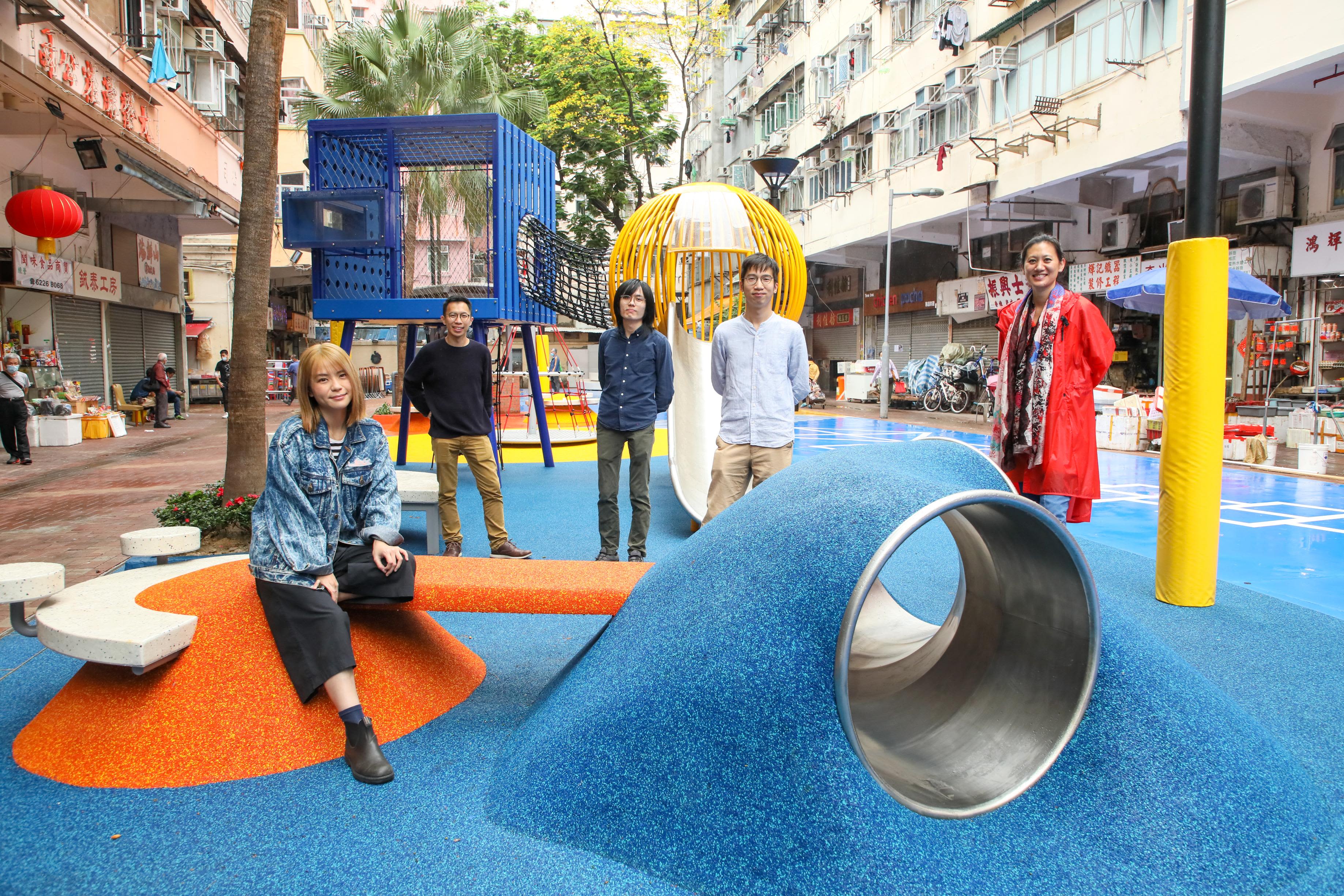 Micro Park Created by Adding Public Seating to a Hong Kong Stairway