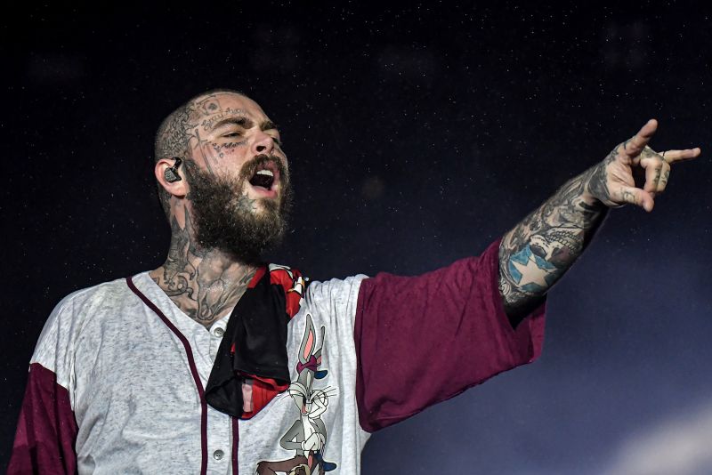 Post Malone suffers bruised ribs after falling on stage