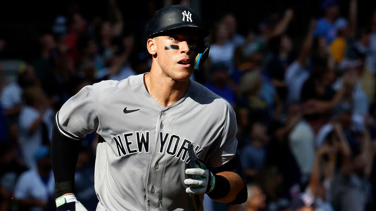 Aaron Judge hits two HRs to reach 59 on the year, edges closer to