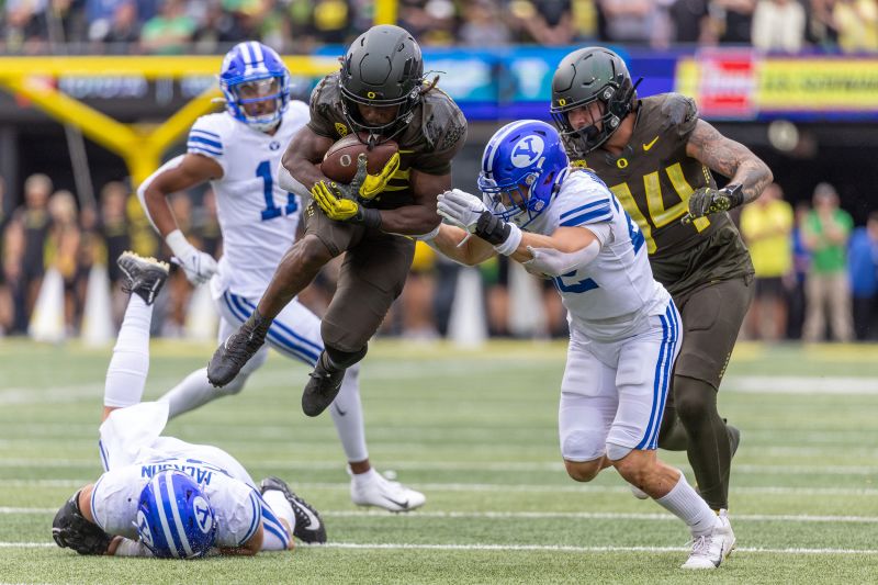 what time is the university of oregon football game today