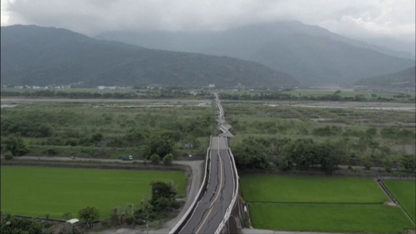 Taiwan bridge collapse
