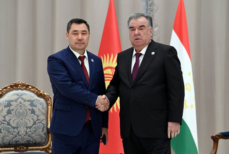 Kyrgyzstan-Tajikistan conflict: Kyrgyz leader urges calm after deadly border clashes