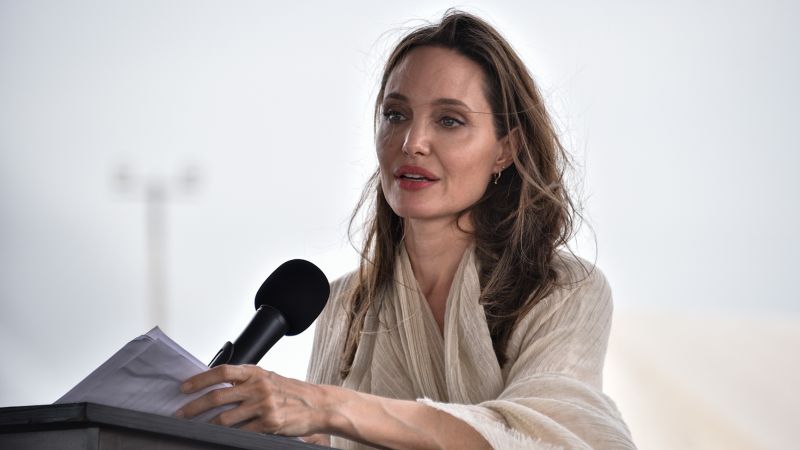 Angelina Jolie To Visit Flood Ravaged Pakistan As Government Warns Of Humanitarian Disaster Cnn