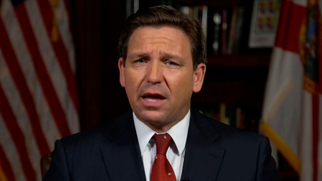 desantis fox migrants