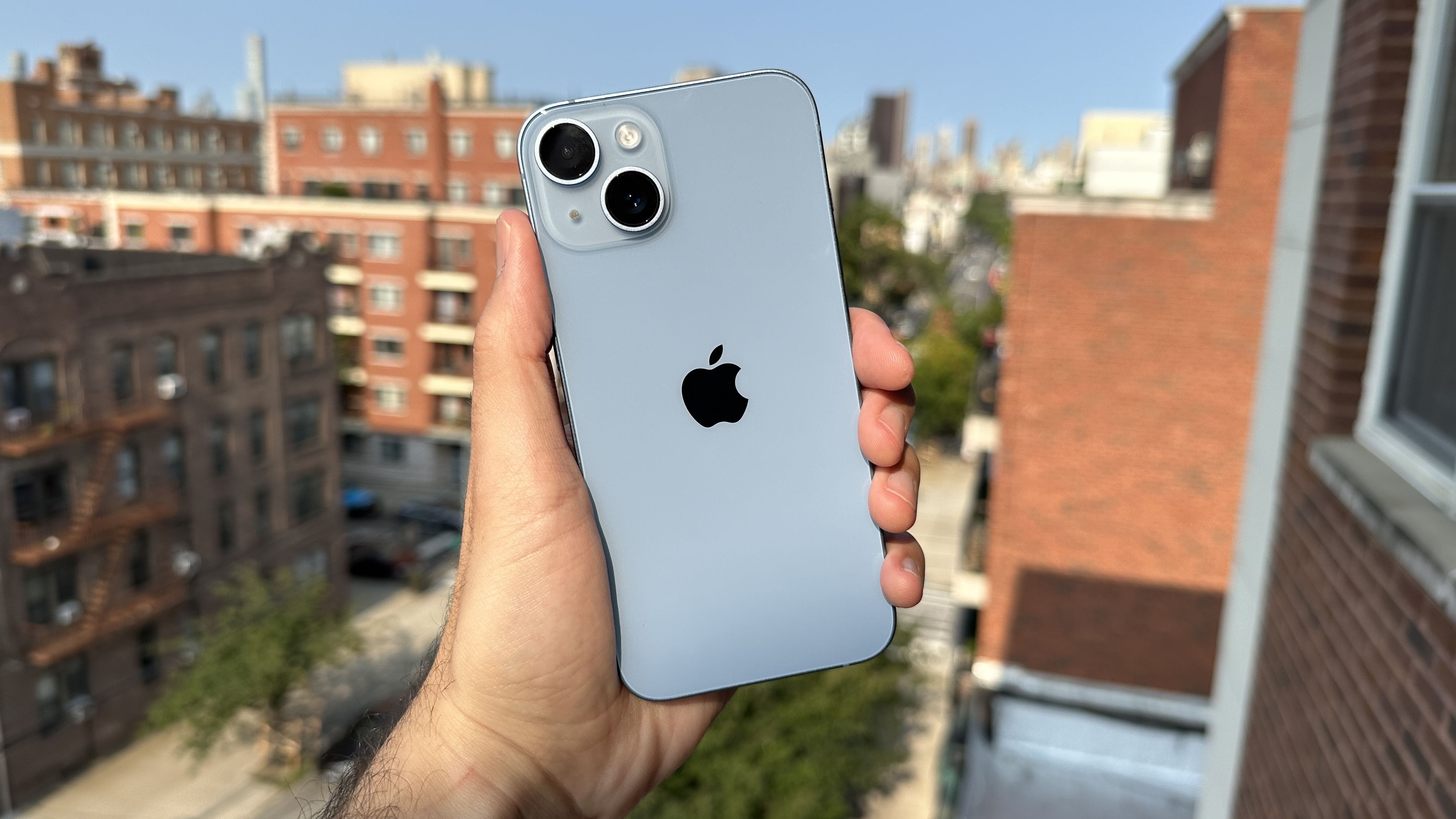 Admit it, the 1TB iPhone 14 Pro is the right version to buy