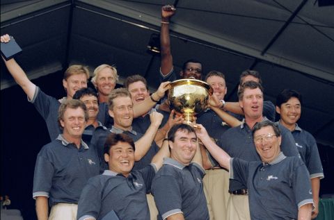 As the 3rd edition of the event, in 1998,  saw the tournament leave the US for the first time, so too did the trophy, as the International Team registered its only Presidents Cup win to date. Under Thomson's captaincy, it did so in some style too, roaring to a 20.5 - 11.5 victory at Royal Melbourne Golf Club in Australia.