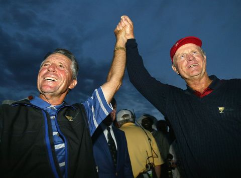 History was made at the 5th edition of the tournament, in 2003, as George, South Africa, played host to the Presidents Cup's sole tie -- a 17-17 stalemate. Gary Player (L) captained the International Team for the first time in his home country, agreeing to share the trophy with US skipper Jack Nicklaus (R) after three tied playoff holes between Ernie Els and Tiger Woods. 