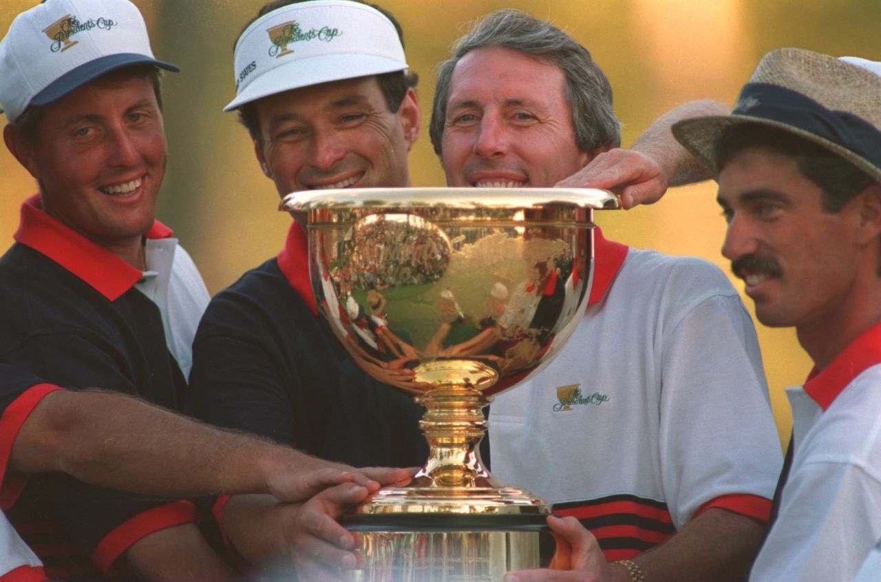Captained by Hale Irwin (pictured center-right), the US Team eased to a comfortable 20-12 victory over David Graham's International Team at the maiden event, with 1992 Masters champion Fred Couples registering a flawless 3-0-0 record in his matches.<br />