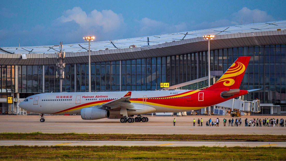 <strong>14. Hainan Airlines: </strong>As well as being the No.14 airline, Hainan won six China-specific award categories, including Best Airline Cabin Crew, Best Cabin Cleanliness, Best Business Class, Best Economy Class and Best Airline Staff Service.