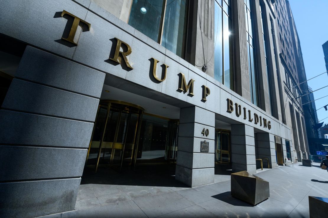NEW YORK, NEW YORK - OCTOBER 01: A view of the Trump Building on Wall Street in lower manhattan on October 01, 2021 in New York City. (Photo by Roy Rochlin/Getty Images)