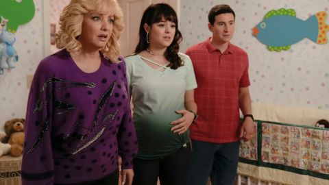 "The Goldbergs" utilized  its play   opener to code  a large   departure. 