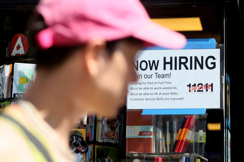 Latest jobless claims fall to 193,000, underscoring continued tight labor market