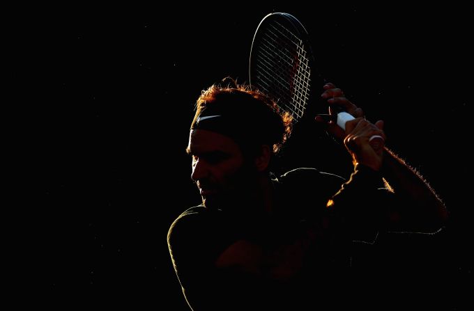 Federer practices in Indian Wells, California, in 2017.
