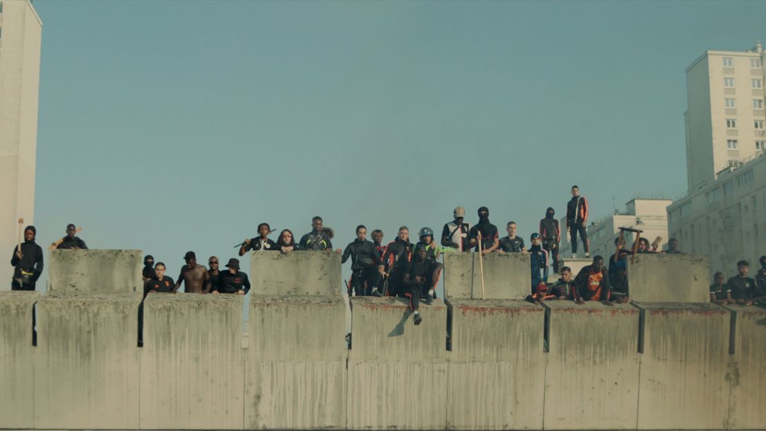 The production of "Athena" involved hundreds of people who lived in the estate that served as the film's location.