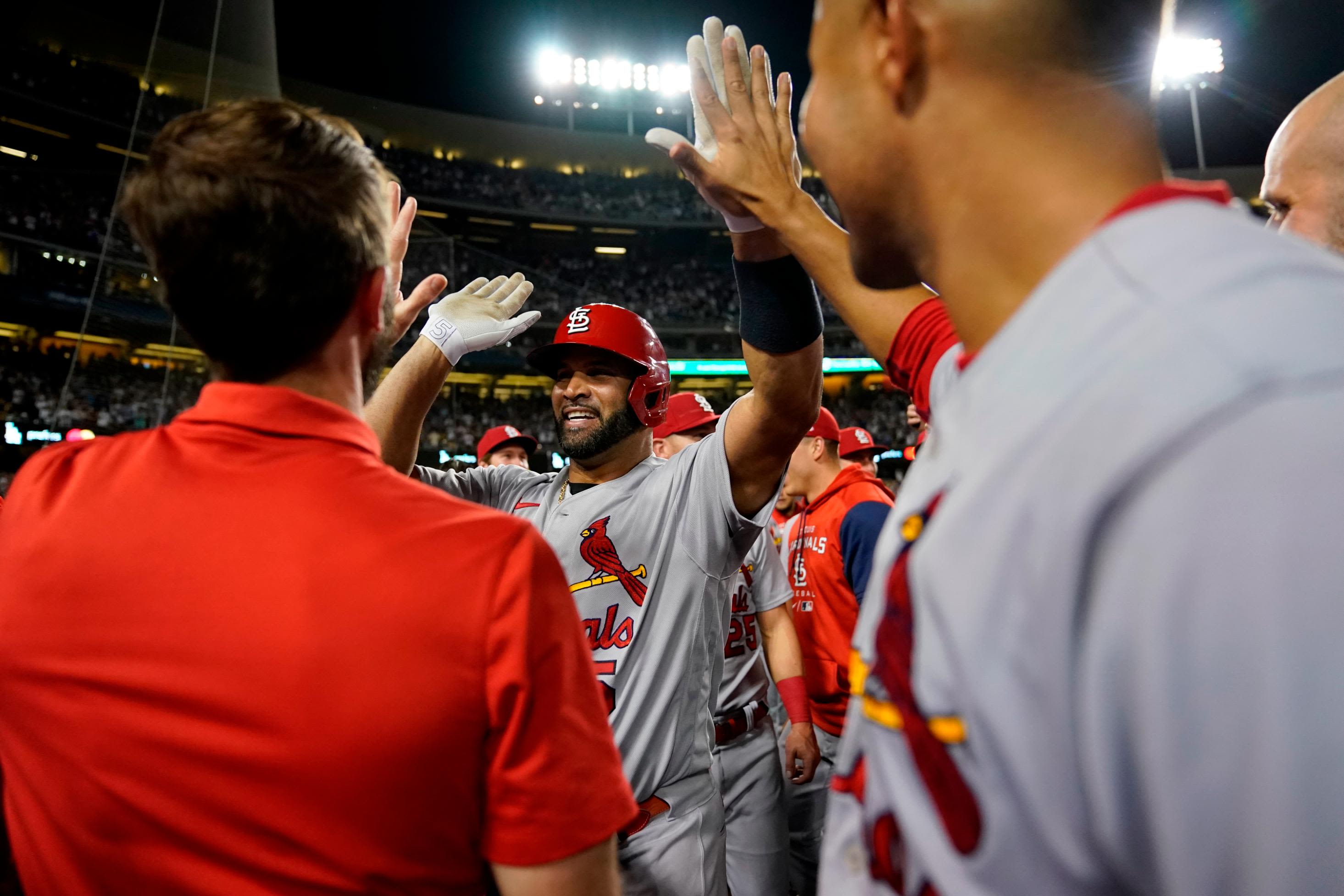 Cardinals' Albert Pujols soars into history with 700th career home