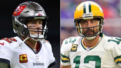 Tom Brady and Aaron Rodgers will face each other this weekend.