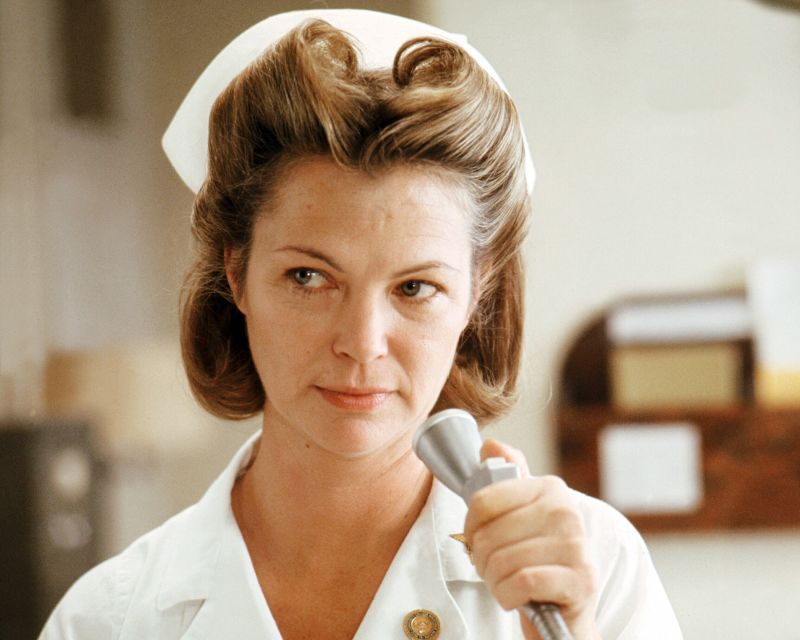 लुईस फ्लेचर, ‘नर्स रैच्ड’ अभिनेत्री, 88 . पर मर जाती है