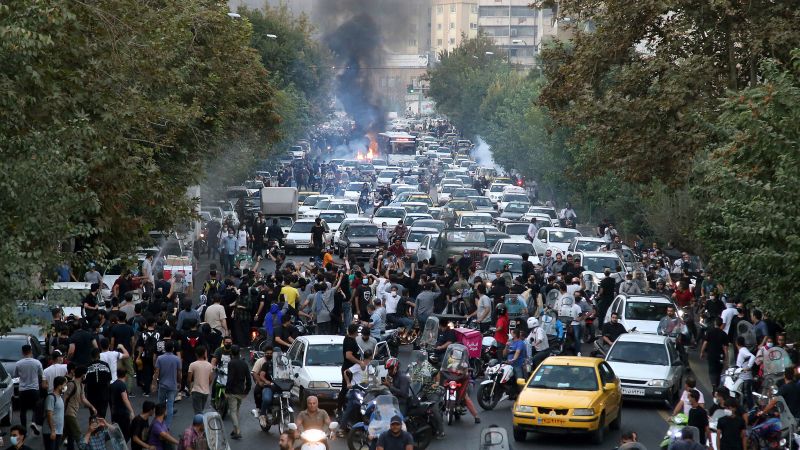 Iran’s ‘women’s revolution’ could be a Berlin Wall moment | CNN Politics