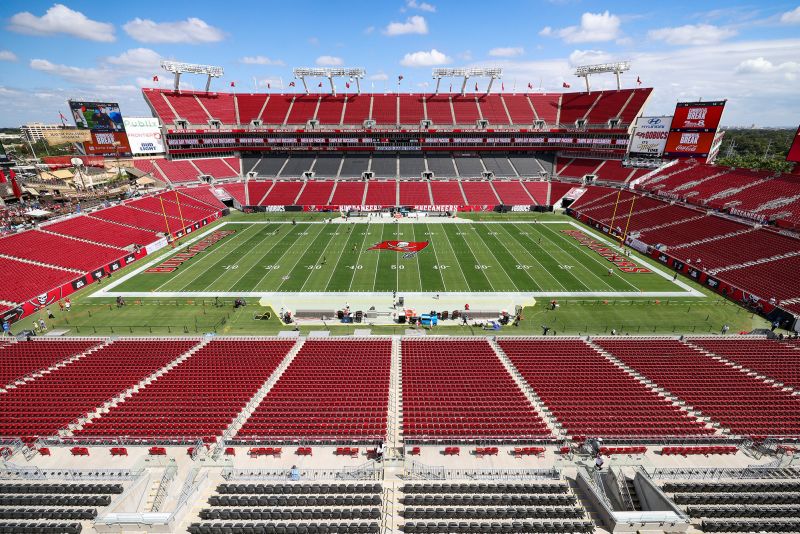Tampa Bay Buccaneers moving practice to Miami amid Hurricane Ian concerns | CNN