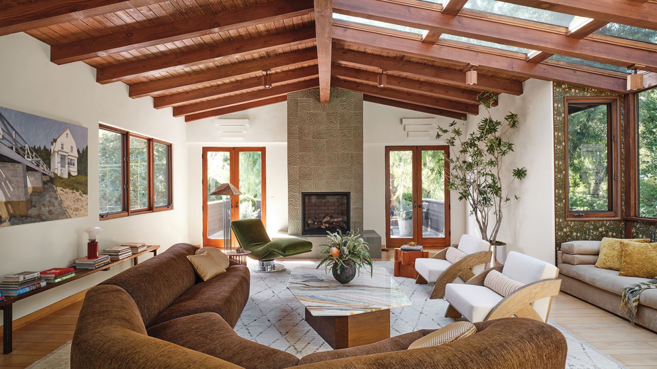 Emma Chamberlain reveals her new eclectic Los Angeles home CNN