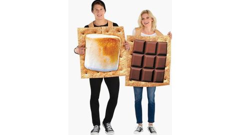 Party City S’Mores Snack Couple Halloween Costume