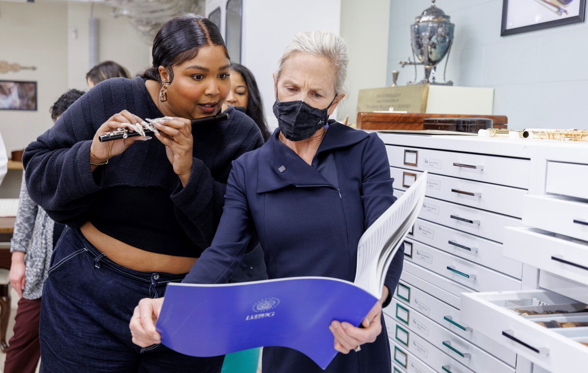 Lizzo Played a 200-Year-Old Glass Flute Given to James Madison, Smart  News