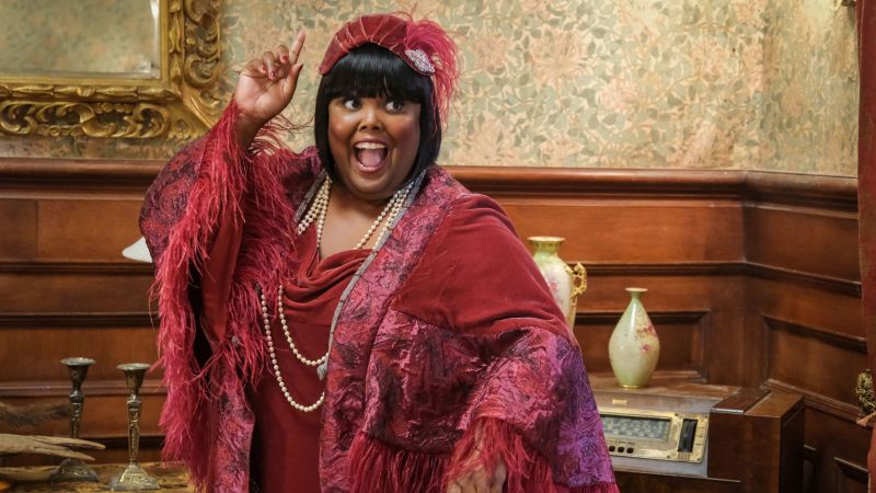 Danielle Pinnock went from spoofing Hollywood to starring in one of its hottest comedies