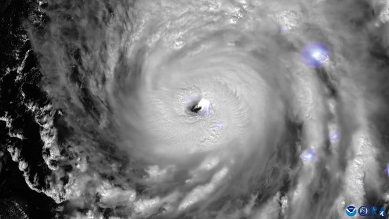 Stunning Timelapse Shows Hurricane Ian Formation From Space | CNN