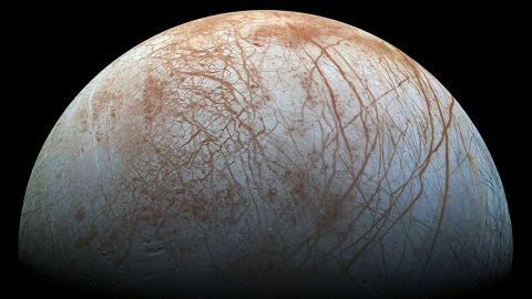 Europa wurde zuletzt von der NASA-Raumsonde Galileo besucht.