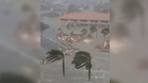 Video was taken from Estero Blvd in Fort Myers Beach, Florida, on Wednesday, September 28, 2022.