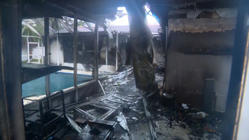 CNN reporter walks around destroyed home after Hurricane Ian