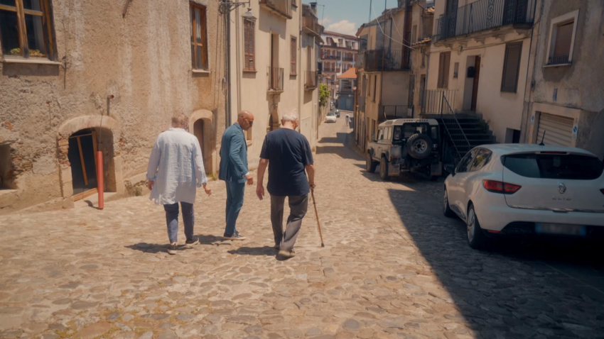 stanley tucci searching for italy parents origseriesfilms_00004914.png