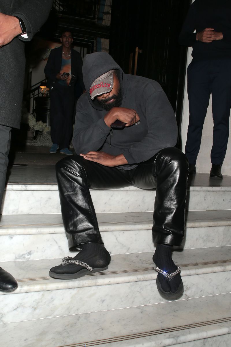 Kanye 2025 west sandals